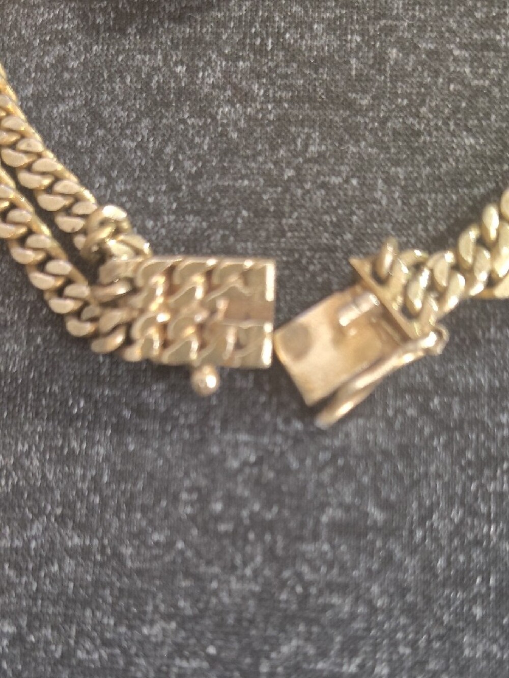 Vintage Heavy Solid 14k Gold Saint Barbara Cuban Link Bracelet - 25g (8.5") - Picture 4 of 16